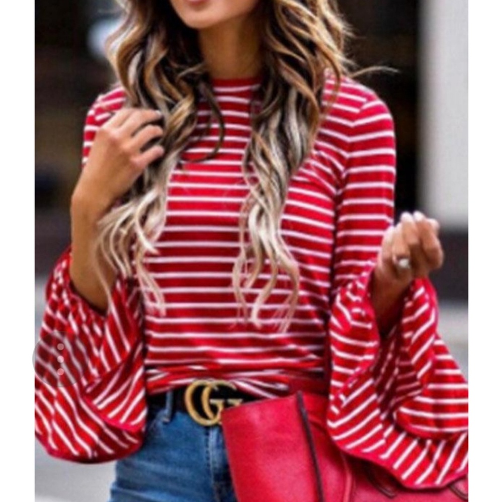 Round neck striped bell sleeve t-shirt